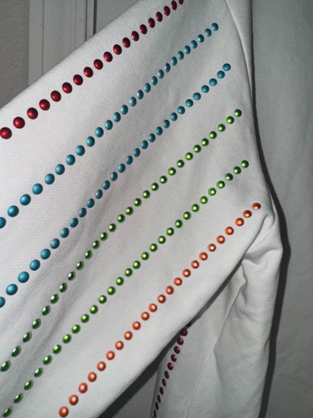 NWT Main Strip White Sweatshirt with Rainbow Stud Stripes - Picture 5 of 6